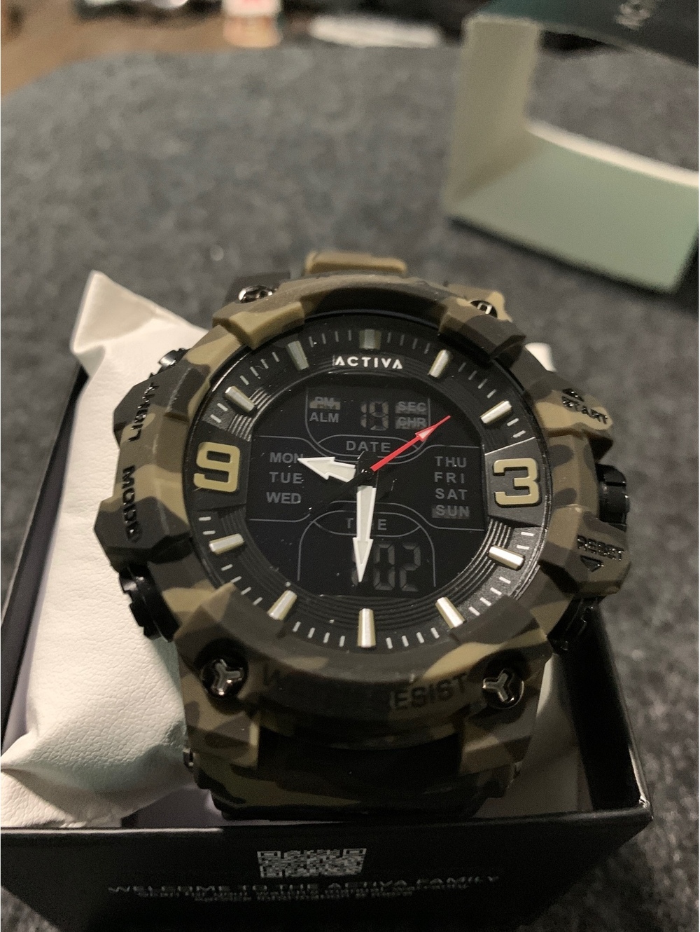 Activa x Invicta camouflage analog-digital watch